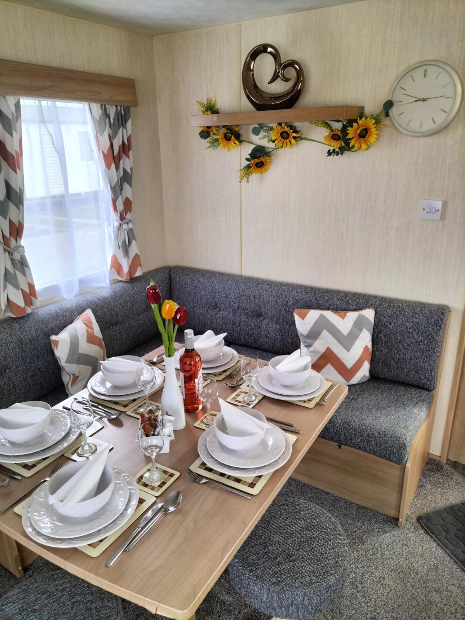 3 Bedroom Caravan, Edi Rita, Robin Hood, Pet Friendly Meliden 외부 사진