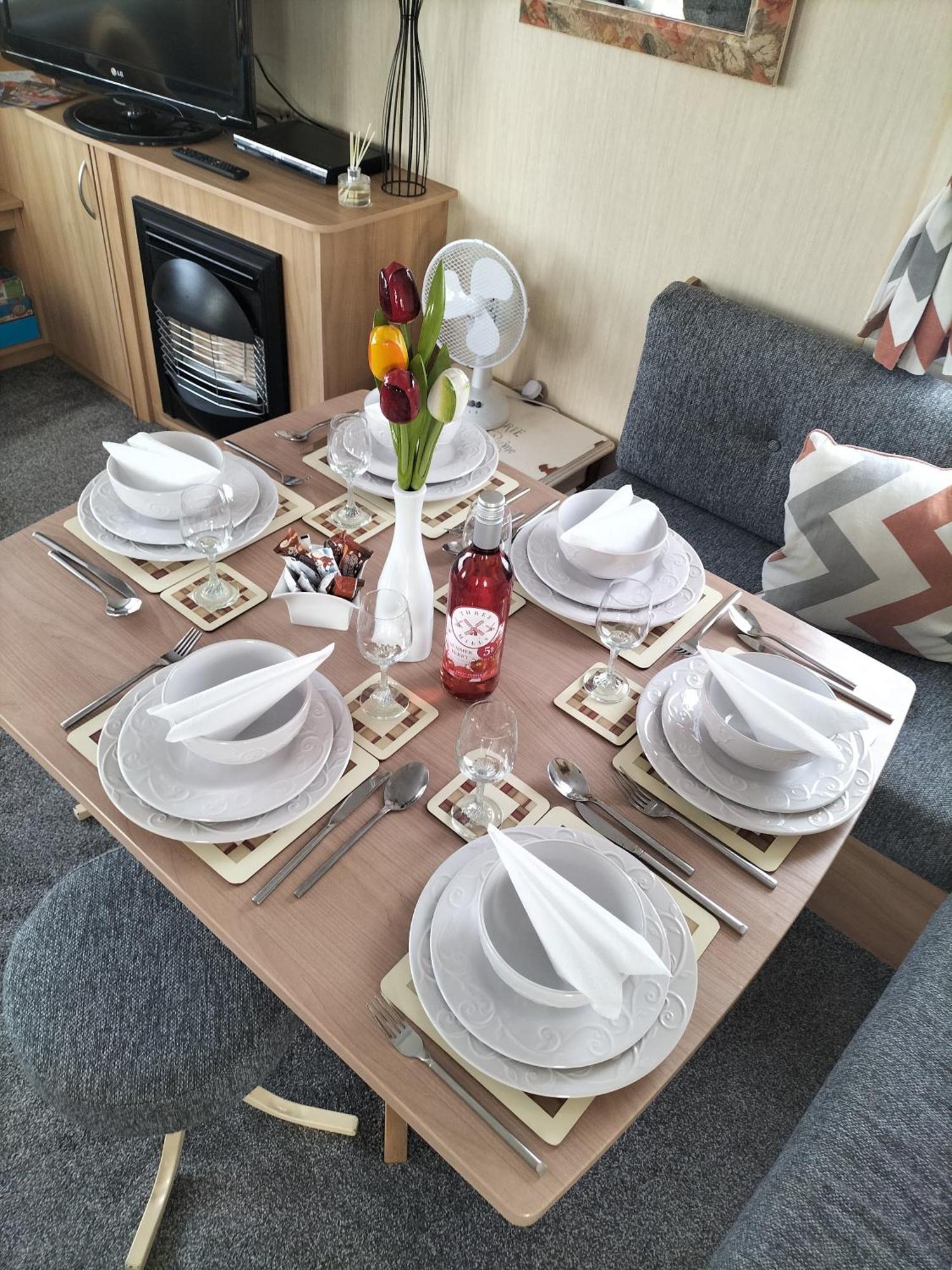 3 Bedroom Caravan, Edi Rita, Robin Hood, Pet Friendly Meliden 외부 사진