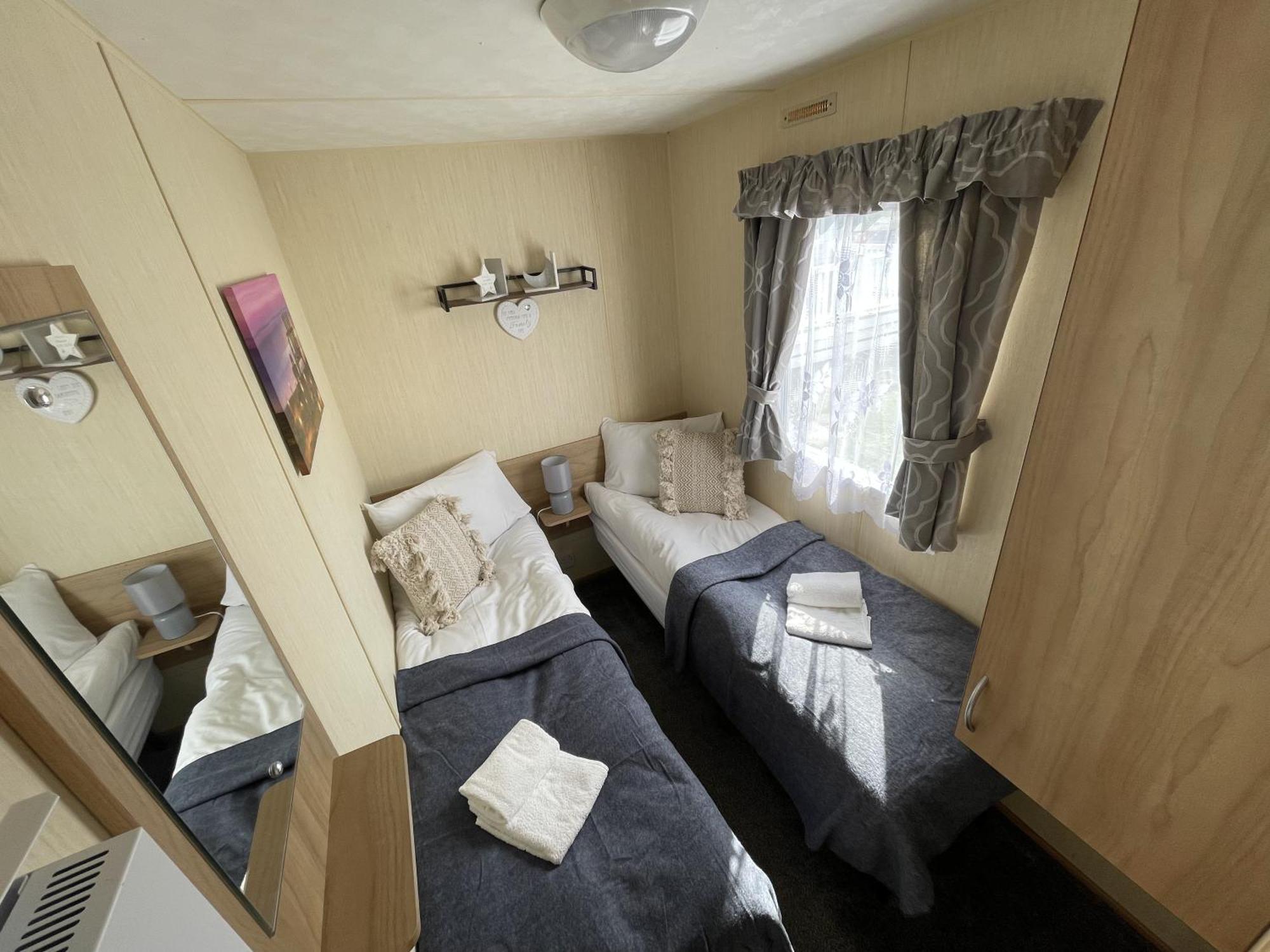 3 Bedroom Caravan, Edi Rita, Robin Hood, Pet Friendly Meliden 외부 사진