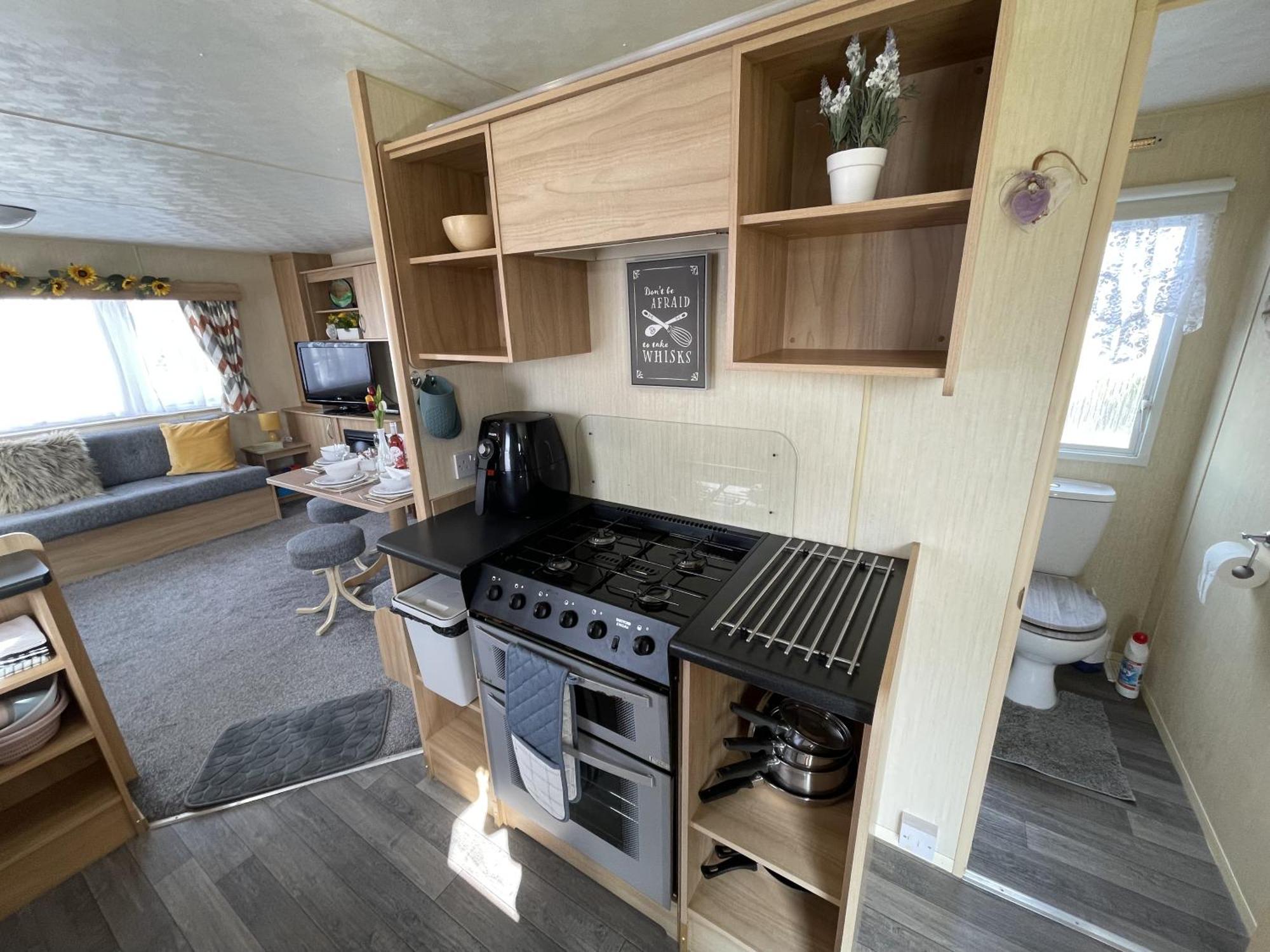 3 Bedroom Caravan, Edi Rita, Robin Hood, Pet Friendly Meliden 외부 사진