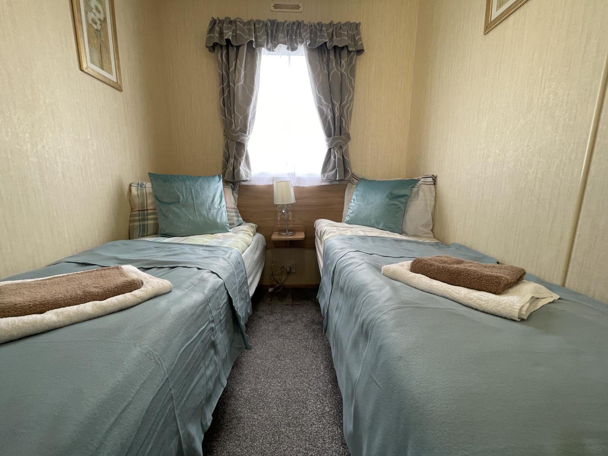 3 Bedroom Caravan, Edi Rita, Robin Hood, Pet Friendly Meliden 외부 사진